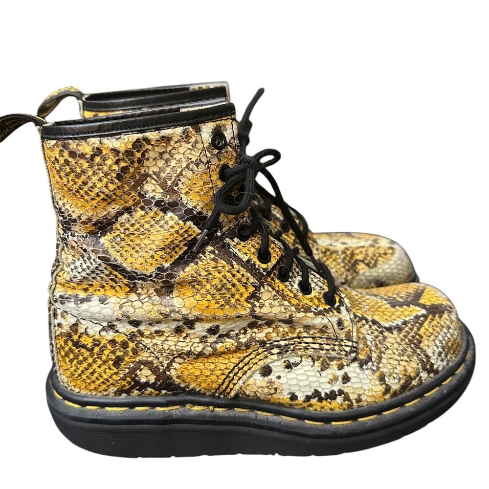 DR. MARTENS VINTAGE SNAKE PRINT ANKLE BOOTS WOMEN SIZE US 9 MADE IN ENGLAND - Picture 5 of 7